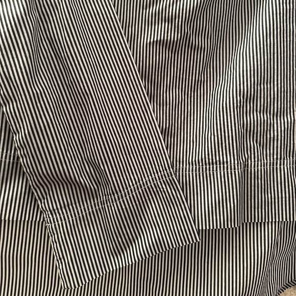 J. CREW STRIP BUTTON SHOULDER LONG SLEEVE TOP - Picture 4 of 4